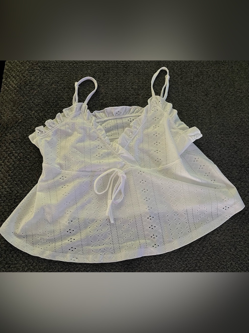 Super cute, white babydoll 😍